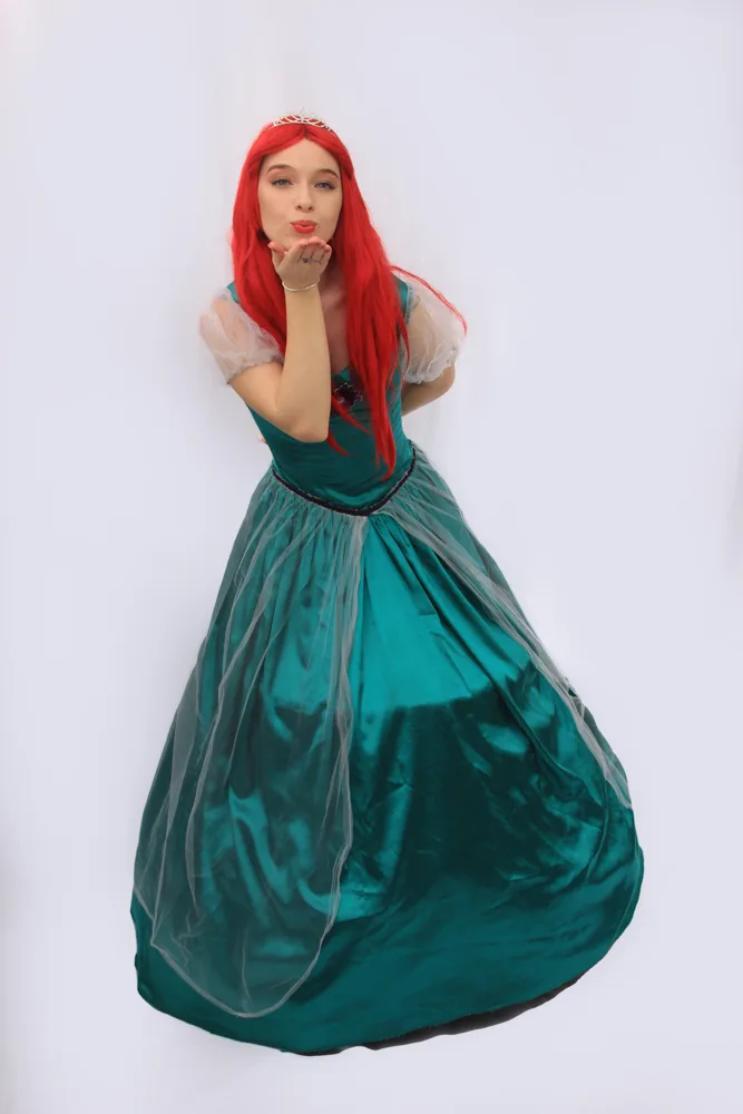 inchiriere animatoare ariel petreceri private copii Costum inchiriere animatoare ariel petreceri private copii petreceri copii Iași — Kids Mania