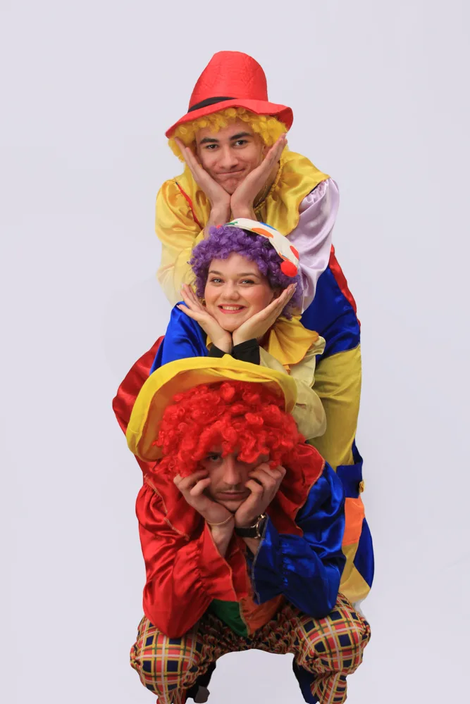 clowni de inchiriat pentru petreceri Costum clowni de inchiriat pentru petreceri petreceri copii Iași — Kids Mania