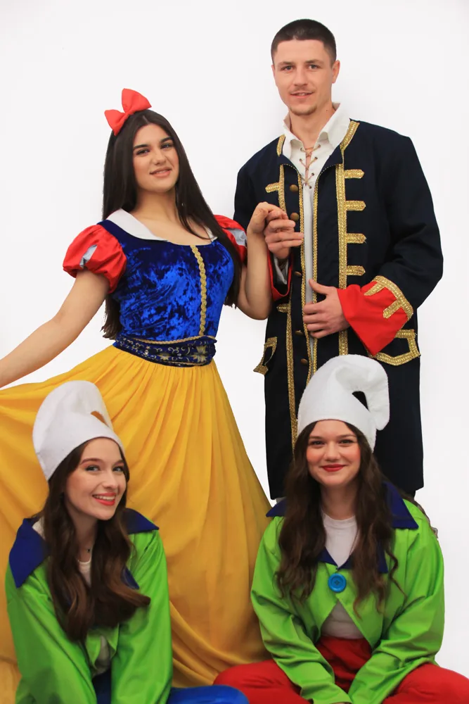 Alba ca zapada animator petreceri Iasi Costum Alba ca zapada animator petreceri Iasi petreceri copii Iași — Kids Mania