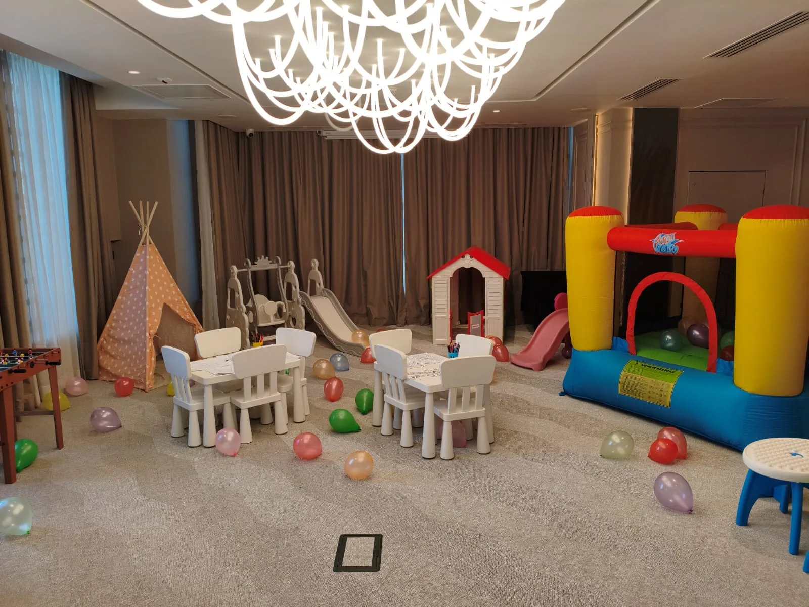 kids corner copii iasi — Kids Mania Iași